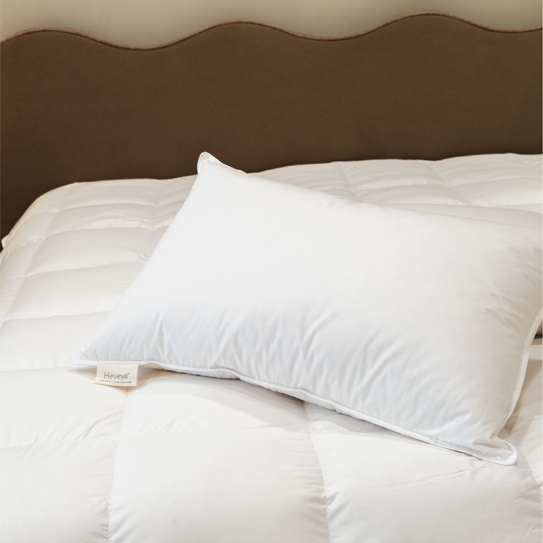Heveya® Duck Down Pillow - Medium